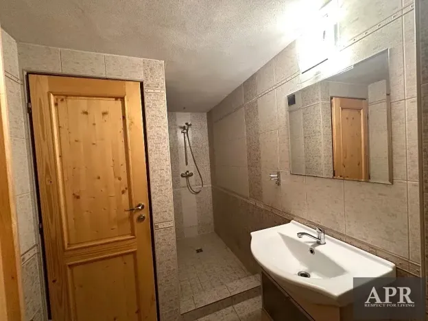 Prodej rodinného domu, Bystřice pod Lopeníkem, 250 m2