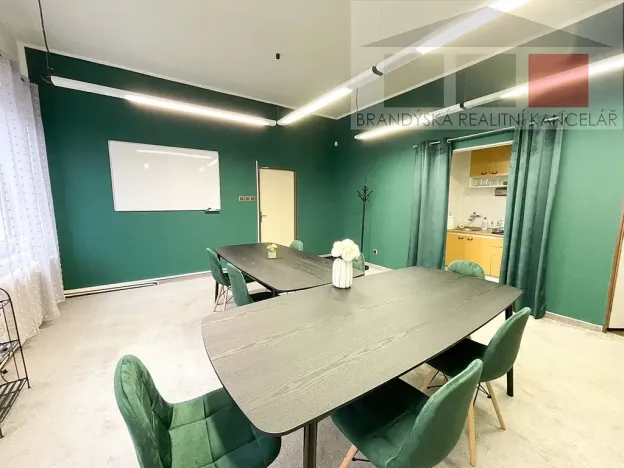 Prodej obchodního prostoru, Brandýs nad Labem-Stará Boleslav, Lipová, 600 m2