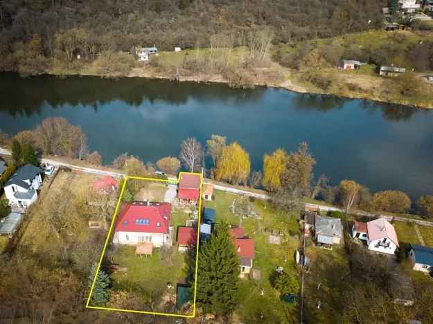 Prodej rodinného domu, Zadní Třebaň, 258 m2