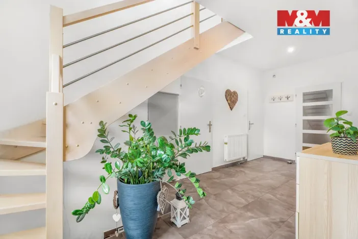 Prodej chalupy, Tanvald, Poštovní, 179 m2