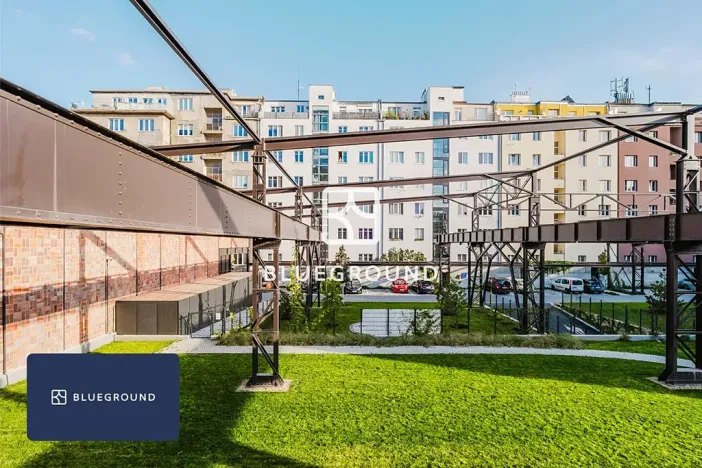 Pronájem bytu 2+kk, Praha - Holešovice, U Pergamenky, 58 m2