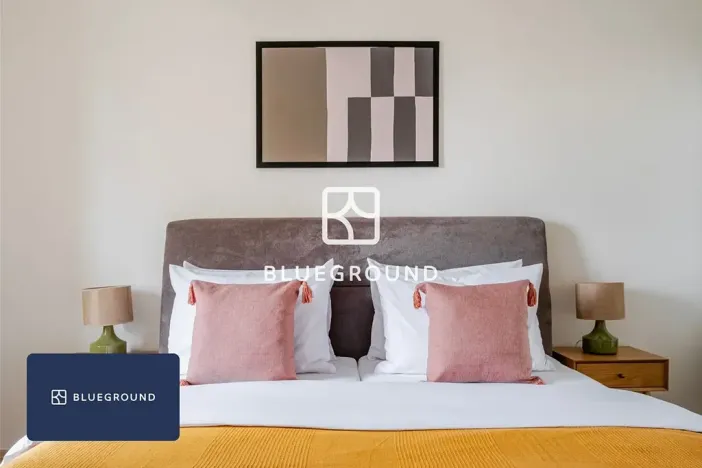 Pronájem bytu 2+kk, Praha - Karlín, Nekvasilova, 56 m2