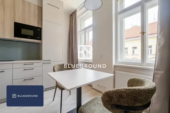 Pronájem bytu 2+kk, Praha - Nusle, Svatoslavova, 51 m2