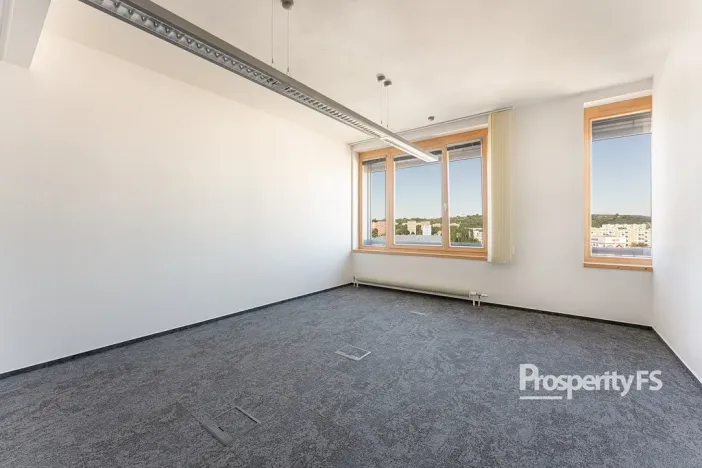 Pronájem kanceláře, Brno - Štýřice, Pražákova, 142 m2