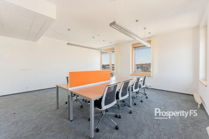 Pronájem kanceláře, Brno - Štýřice, Pražákova, 34 m2