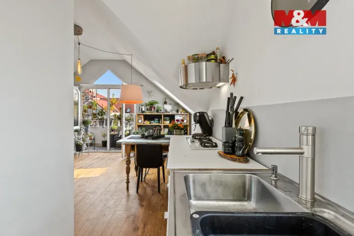 Prodej bytu 3+kk, Praha, Žiželická, 66 m2