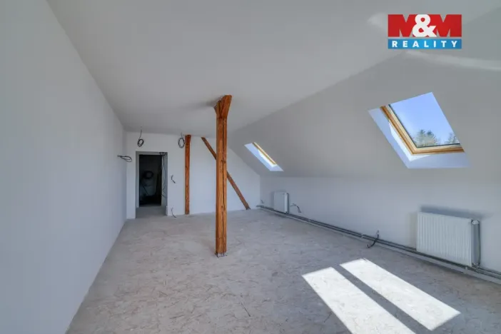 Prodej rodinného domu, Mladý Smolivec, 218 m2