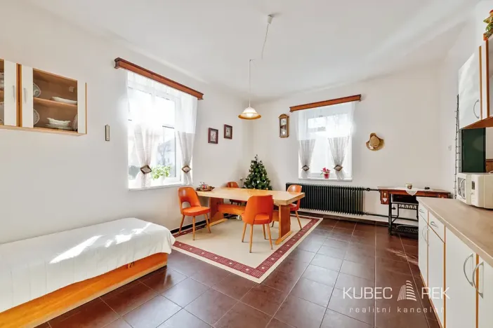 Prodej rodinného domu, Malšice, Lomská, 240 m2