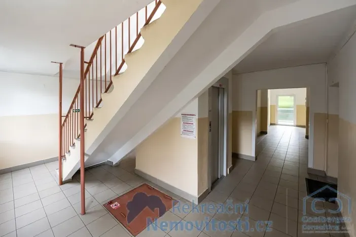 Prodej bytu 2+kk, Teplice, Trnovanská, 47 m2