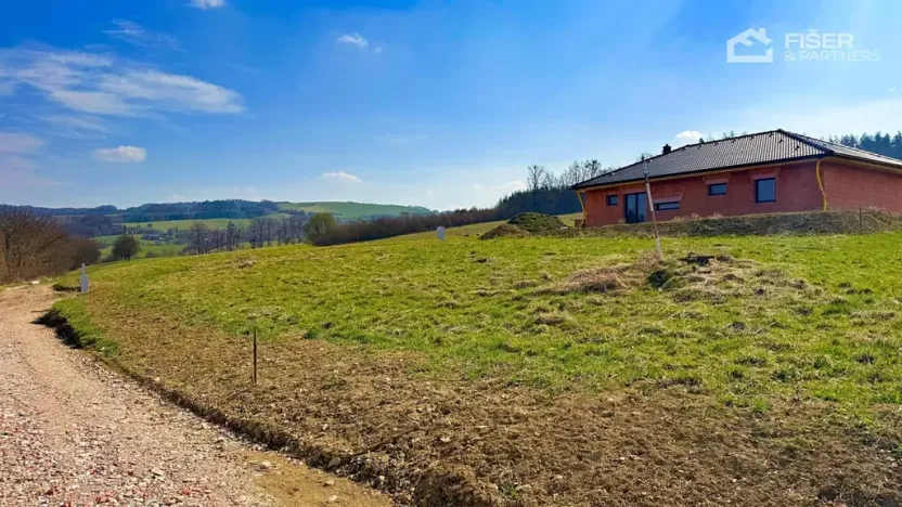 Prodej pozemku pro bydlení, Lutonina, 584 m2