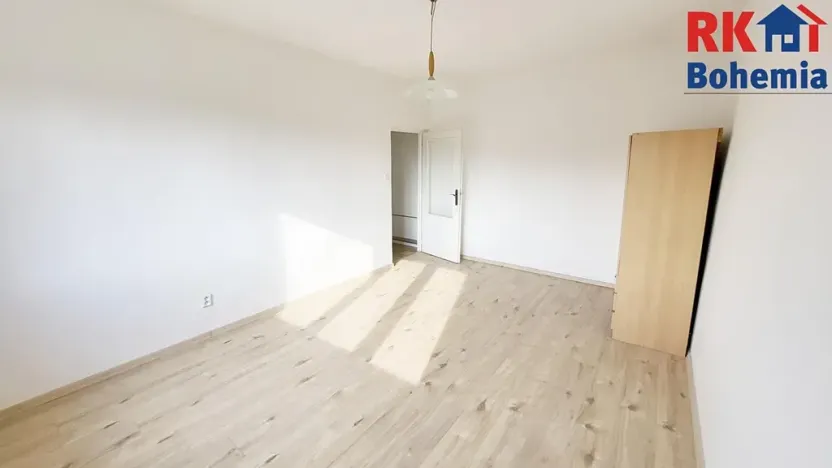 Pronájem bytu 2+1, Praha - Malešice, Ovčárská, 53 m2