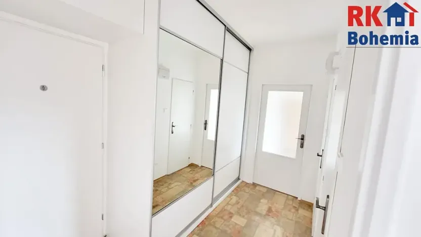 Pronájem bytu 2+1, Praha - Malešice, Ovčárská, 53 m2