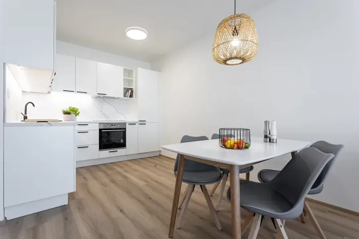Pronájem bytu 2+kk, Praha - Hloubětín, Sobí, 54 m2