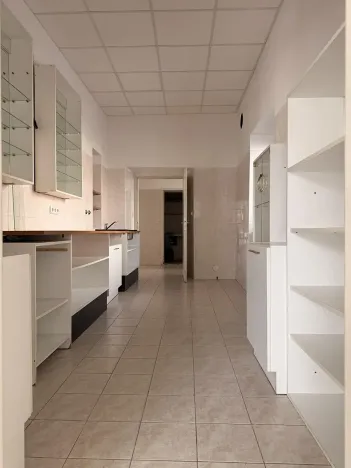 Prodej komerční nemovitosti, Děčín, Husovo nám., 32 m2