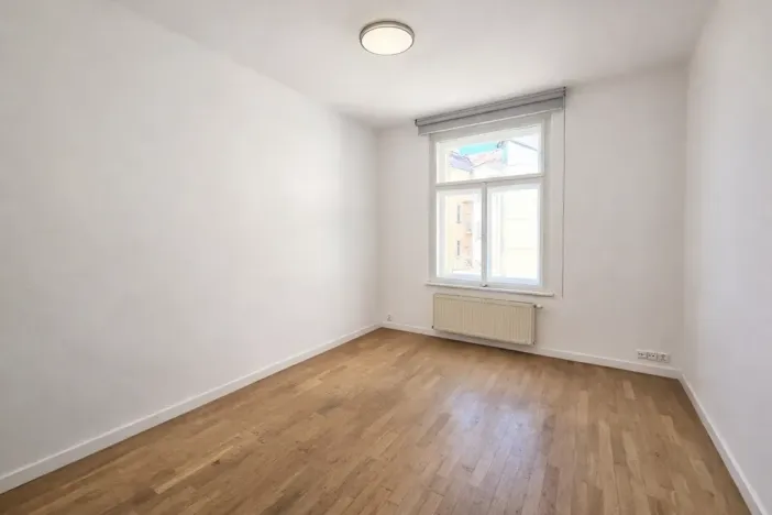 Pronájem bytu 2+kk, Praha - Vršovice, Slovinská, 43 m2