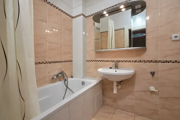 Pronájem bytu 2+kk, Praha - Vršovice, Slovinská, 43 m2