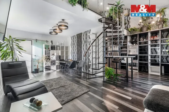 Pronájem bytu 3+kk, Liberec - Liberec VI-Rochlice, Nádvorní, 103 m2