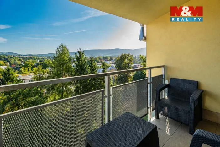 Pronájem bytu 3+kk, Liberec - Liberec VI-Rochlice, Nádvorní, 103 m2