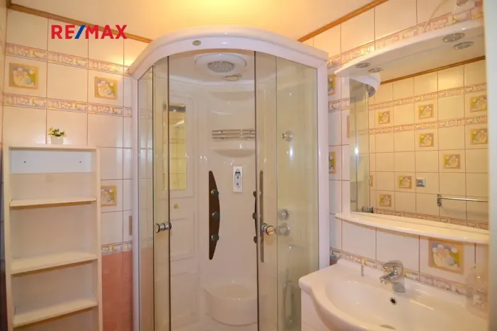 Pronájem bytu 3+1, Praha - Michle, Podle Kačerova, 74 m2