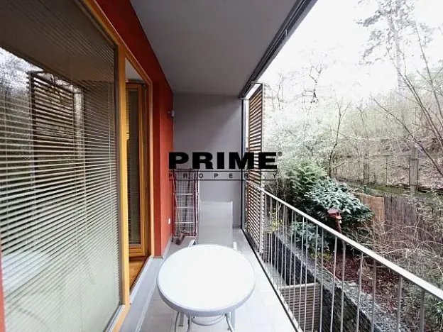 Pronájem bytu 2+kk, Praha - Žižkov, Jeseniova, 54 m2