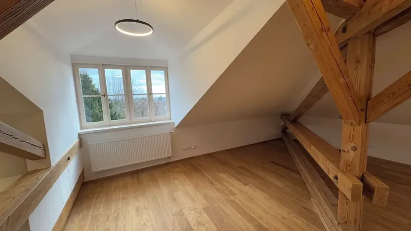 Pronájem bytu 3+kk, Praha - Libeň, Zvonařovská, 175 m2