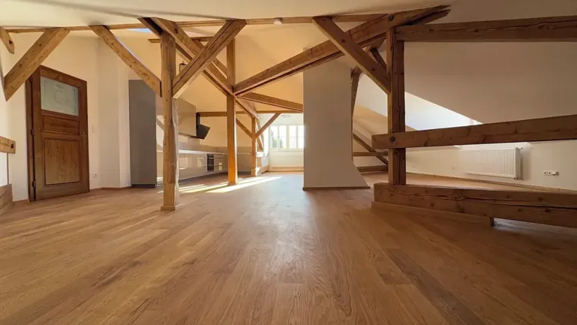 Pronájem bytu 3+kk, Praha - Libeň, Zvonařovská, 175 m2