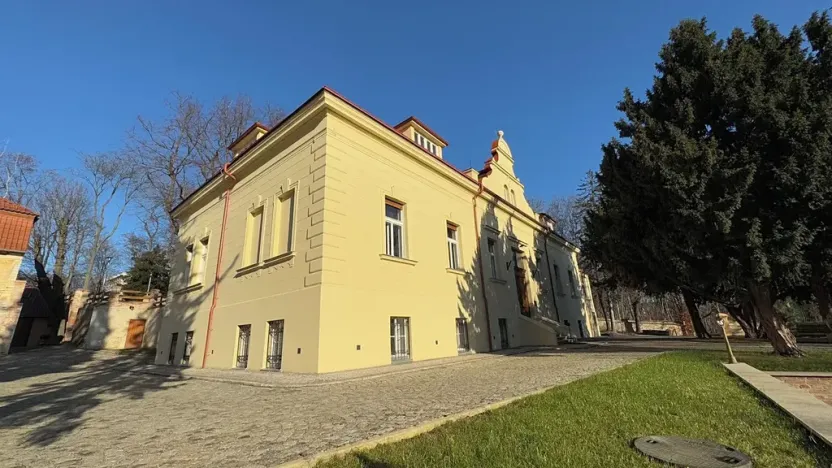 Pronájem bytu 3+kk, Praha - Libeň, Zvonařovská, 175 m2