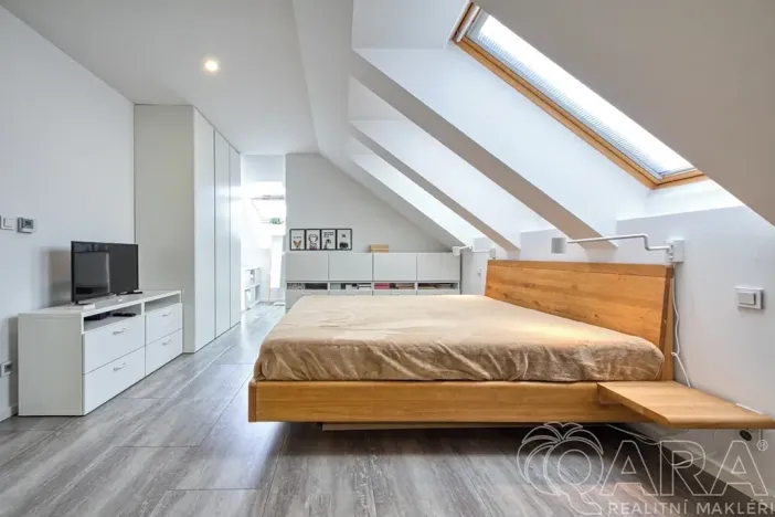 Prodej rodinného domu, Babice, Lomená, 293 m2