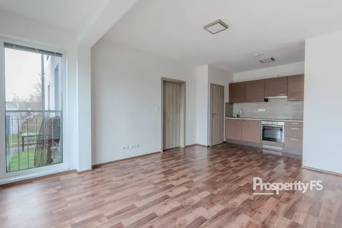 Pronájem bytu 2+kk, Brno - Dolní Heršpice, Vomáčkova, 37 m2