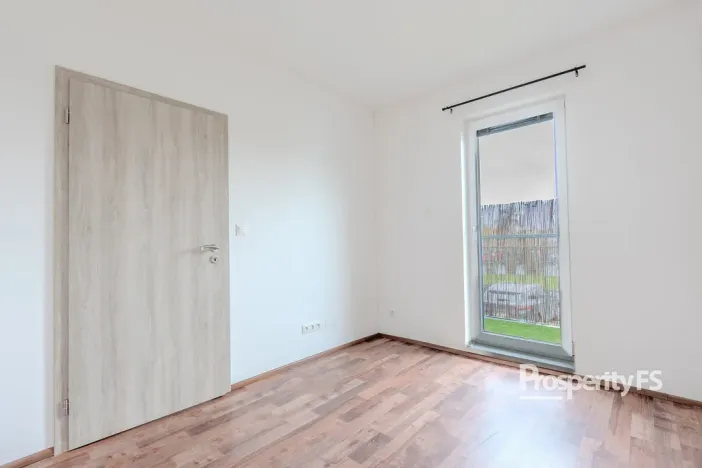 Pronájem bytu 2+kk, Brno - Dolní Heršpice, Vomáčkova, 37 m2
