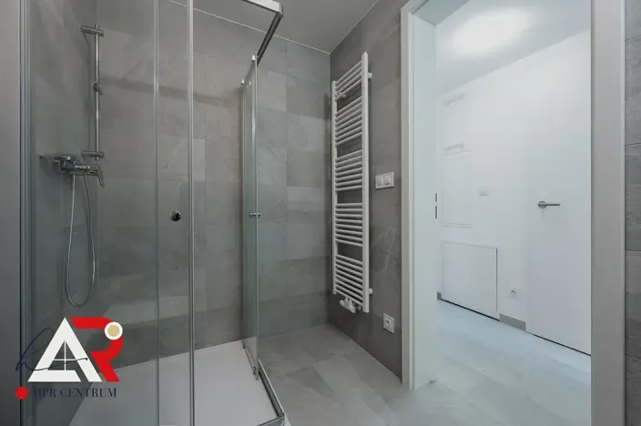 Pronájem bytu 1+kk, Brno, Bratislavská, 28 m2