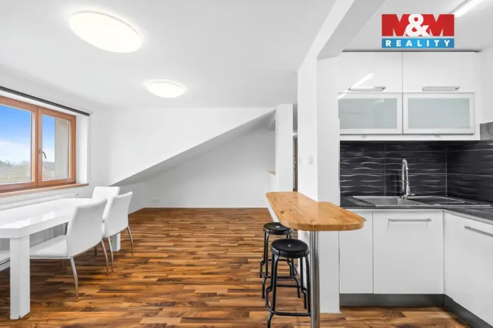 Pronájem bytu 2+kk, Praha - Bohnice, Bohnická, 84 m2