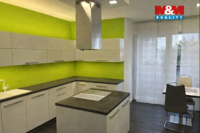 Prodej bytu 4+kk, Přelouč, Československé armády, 120 m2