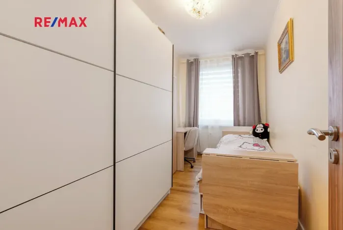 Prodej bytu 3+1, Praha - Letňany, Rýmařovská, 77 m2