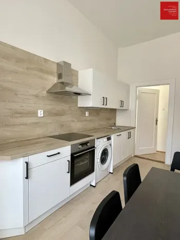 Pronájem bytu 3+1, Mariánské Lázně, Hlavní třída, 87 m2