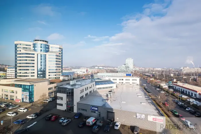Prodej kanceláře, Brno, Pražákova, 272 m2