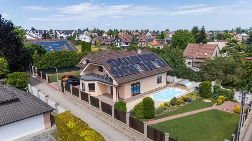 Prodej rodinného domu, Horoměřice, 350 m2