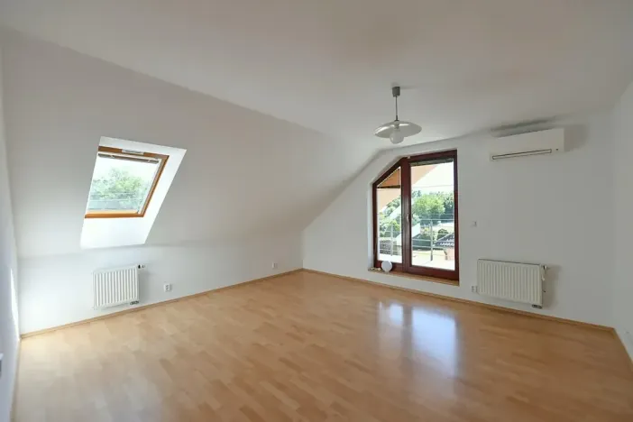 Prodej rodinného domu, Horoměřice, 350 m2