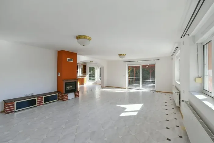 Prodej rodinného domu, Světice, 400 m2