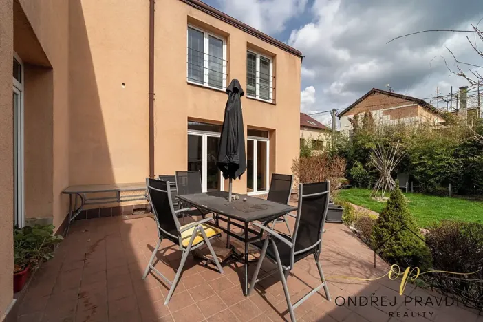 Prodej rodinného domu, Lety, Sokolská, 265 m2