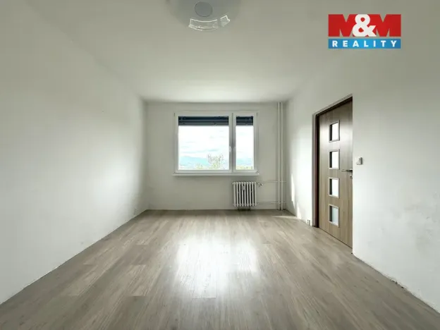 Pronájem bytu 2+kk, Děčín - Děčín VI-Letná, 36 m2