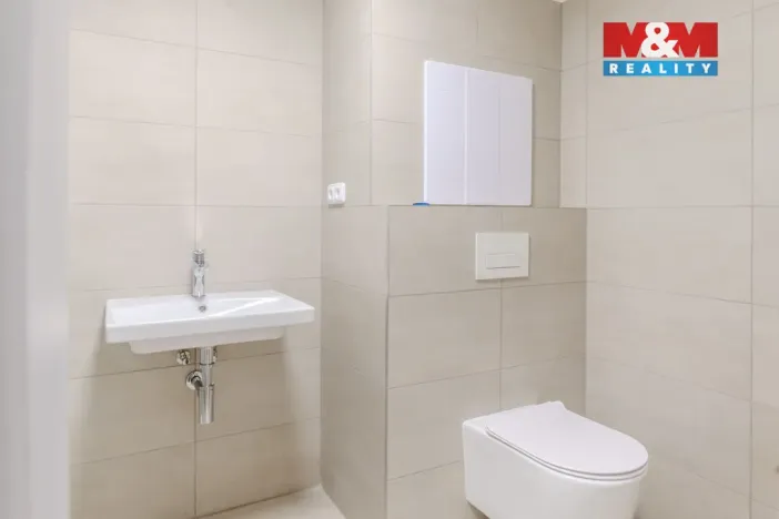 Prodej bytu 1+kk, Zlín, Nad Stráněmi, 34 m2