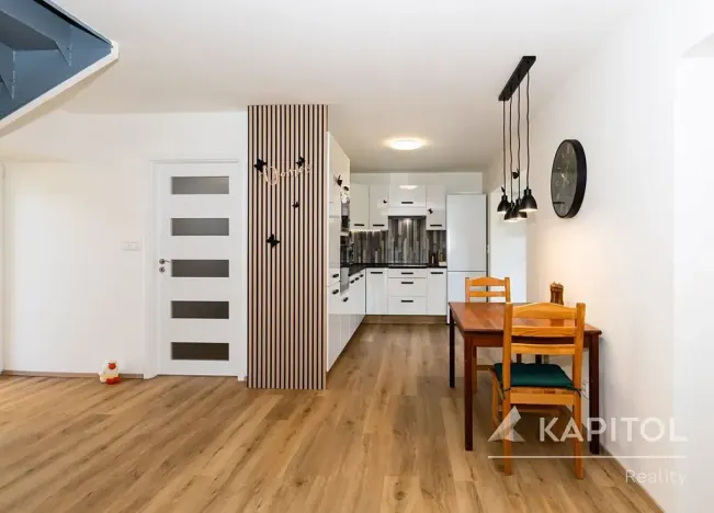 Prodej rodinného domu, Tichonice, 123 m2