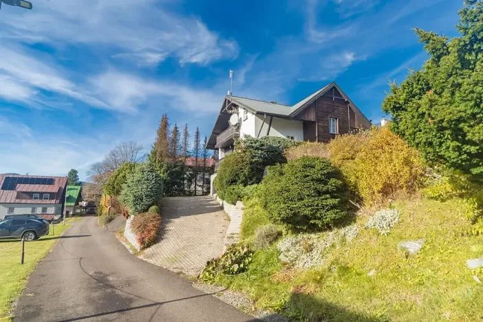 Prodej rodinného domu, Strážné, 350 m2