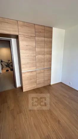 Pronájem bytu 2+kk, Praha - Čimice, Hrašeho, 53 m2