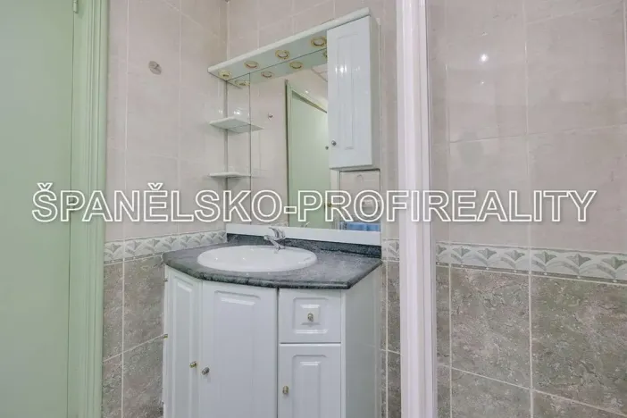 Prodej vícegeneračního domu, Alicante, Španělsko, 78 m2