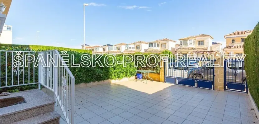 Prodej rodinného domu, Guardamar del Segura, Španělsko, 92 m2