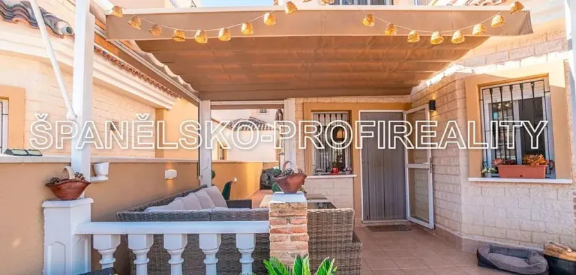 Prodej rodinného domu, Guardamar del Segura, Španělsko, 88 m2