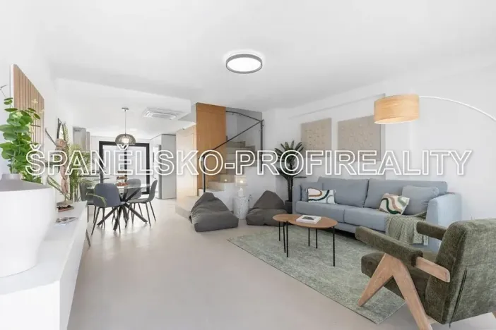 Prodej rodinného domu, Alicante, Španělsko, 207 m2