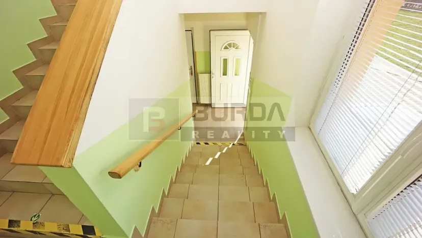 Pronájem kanceláře, Neratovice, 514 m2